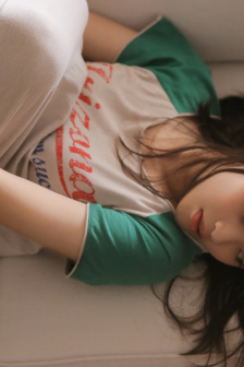 韩国三级胸大的吃奶电影
